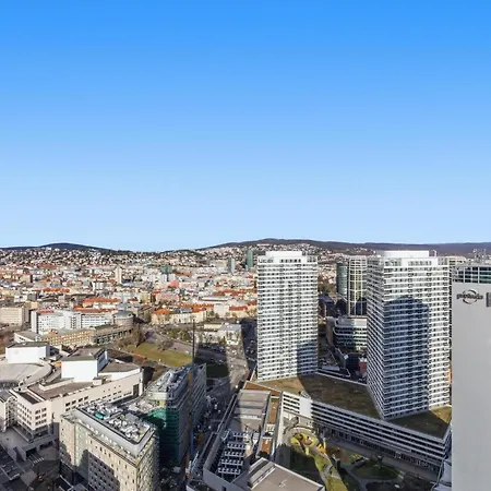 Eurovea Tower 33rd Floor Free Parking Apartment