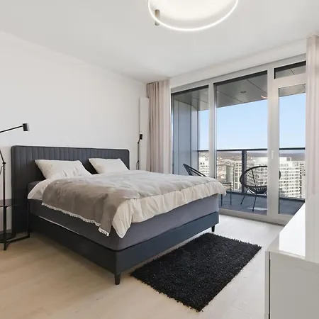 Eurovea Tower 33rd Floor Free Parking *