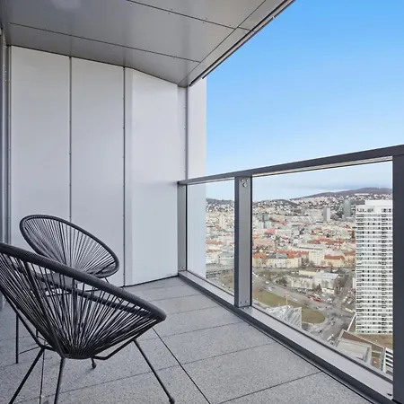 Apartment Eurovea Tower 33rd Floor Free Parking *
