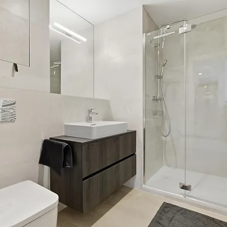 Eurovea Tower 33rd Floor Free Parking Διαμέρισμα