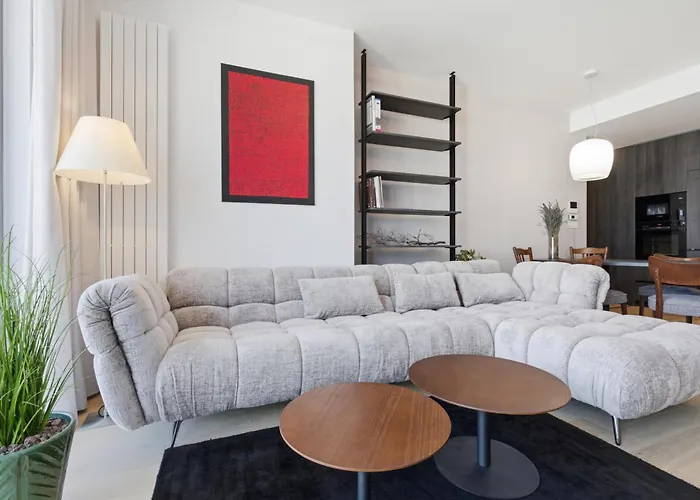 Eurovea Tower 33rd Floor Free Parking Apartment