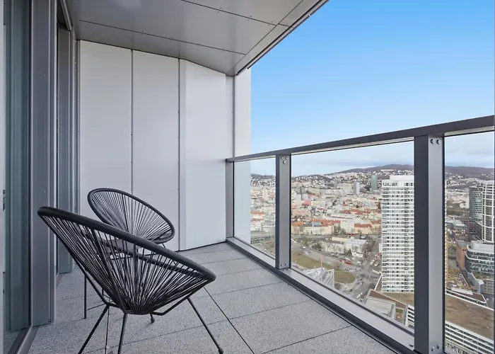 Апартаменти Eurovea Tower 33rd Floor Free Parking *