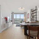 Eurovea Tower 33rd Floor Free Parking * Pressburg